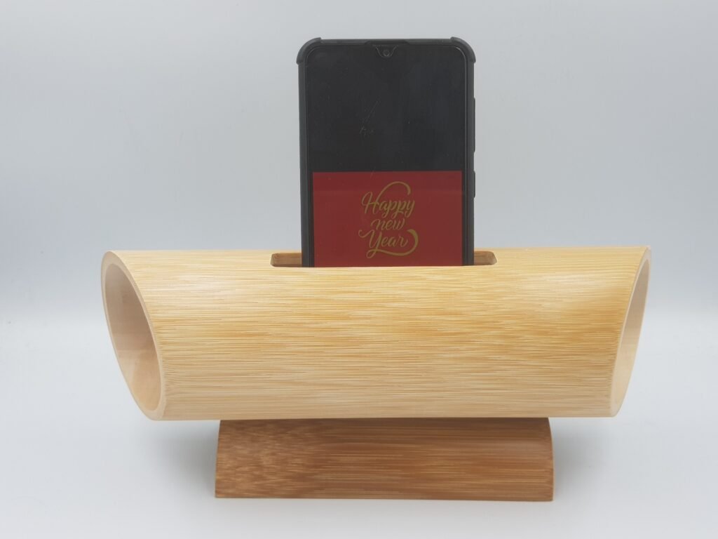 Bamboo audio amplifier