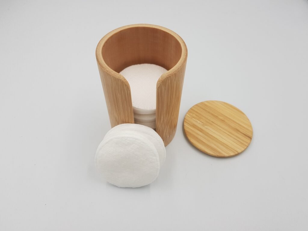 Bamboo box for makeup remover