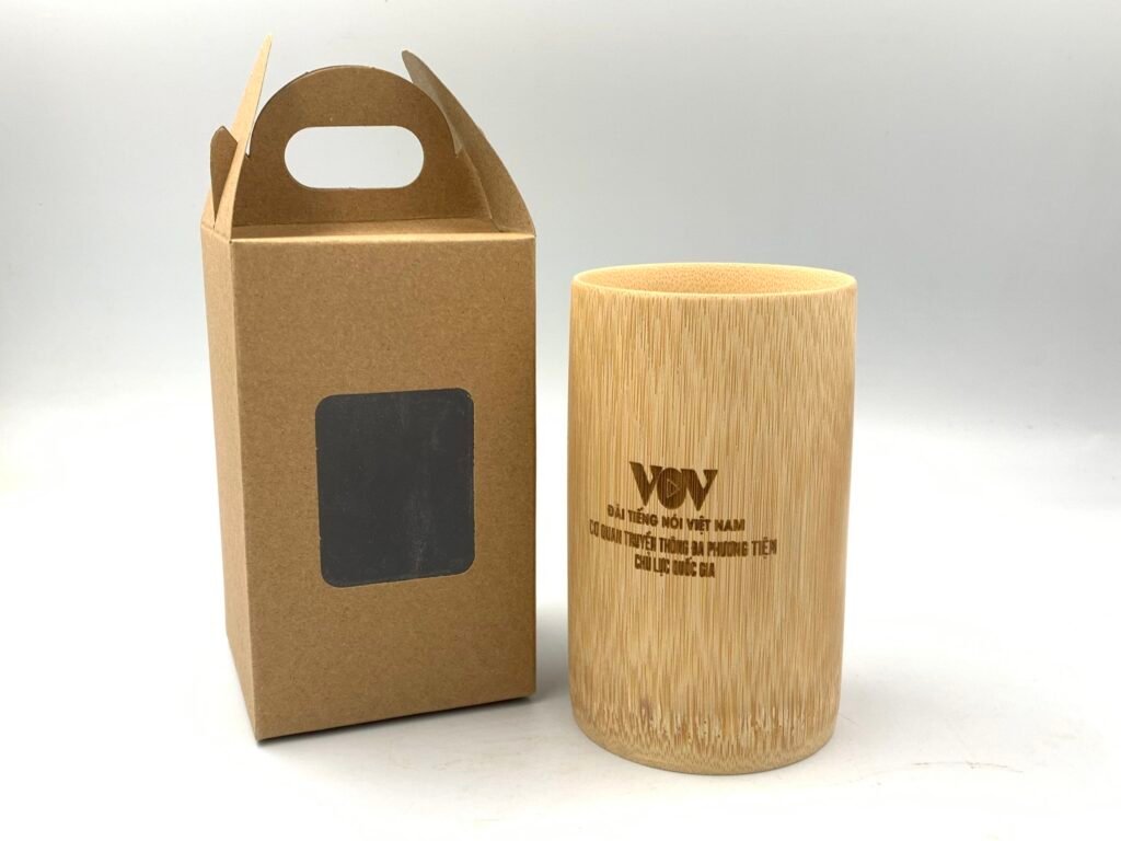 Bamboo cup gift set complete with luxurious, environmentally friendly paper box