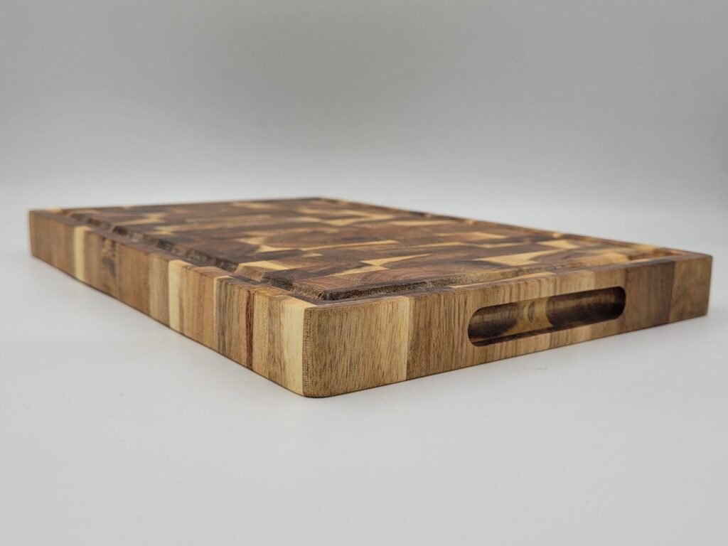 Rectangular teak wood cutting board 30x20x2.5 cm