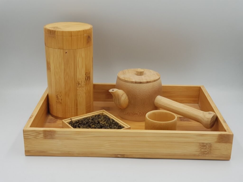 Round bamboo box
