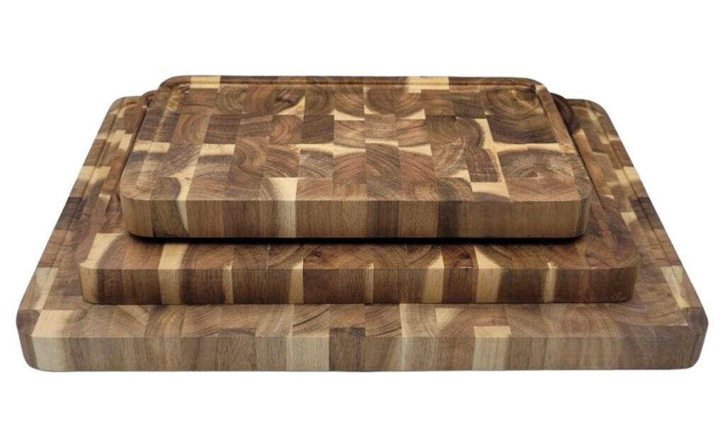 Set of 3 high-quality teak-style acacia wood cutting boards with support shelf